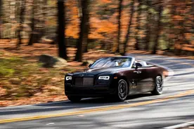 劳斯莱斯100万，奔驰迈巴赫60万，拍卖的走私车到底能不能购买？图片