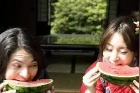 日本游客到中国超市, 买了一个西瓜, 结账的时候却“哭”了!图片