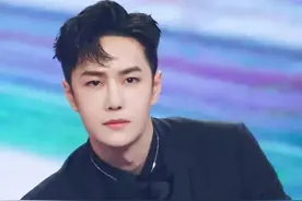男明星太适合“短鬓角”：肖战李现干净帅气，王俊凯少年感十足图片
