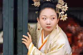 2022年塌房的10位明星：有人被骂，有人退圈，更有人露了原形图片