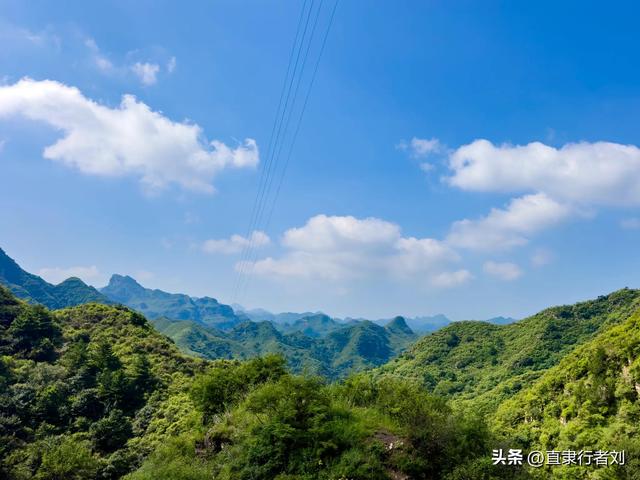 朋友携家人开车四小时去山西悬空寺却败兴而归，于是带他们来这儿