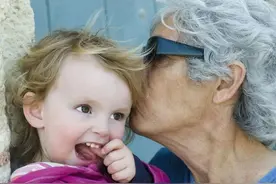 南方“外婆”，北方“姥姥”，湖北“家家”，哪个更有内涵？图片