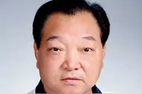 人物故事：中国第一位奥运会冠军是谁图片