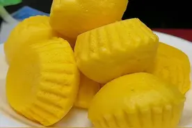 一碗面粉4个鸡蛋，教你做懒人蒸蛋糕，不用烤箱，蓬松绵软又香甜图片