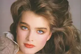 德仁天皇的梦中情人，拒绝迈克尔求婚，美貌是世界第八大奇迹图片