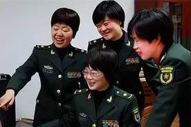 中国“激光女神”侯静：打破美国封锁，堪称比核弹还恐怖的女人图片