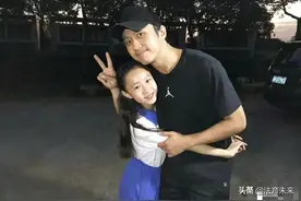 那个被邓超抱在怀里的女孩，跳楼了图片