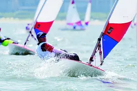 碧海扬帆！全国青少年帆船联赛厦门站开赛图片