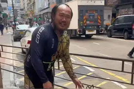 网红阿秋骑行全国却在香港被偷单车，车值8千块，警方已锁定嫌犯图片