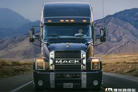 最豪华的卡车生活舱之一，美国最热销的8级重卡，马克Anthem实拍图片