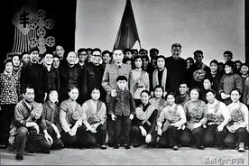 踏着铁人脚步走 | 《初升的太阳》被铁人扳了道岔图片