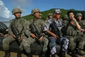 《军中绿花》创作者小曾班长，如今已是大校军官图片