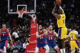 詹皇输球还笑遭美媒痛批！名嘴揭他3大黑点：只刷数据+不敢防波神图片