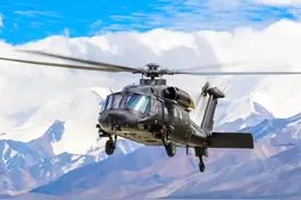 数字化电传，飞上6000米高原：“黑鹰”做不到的，直20能做到图片