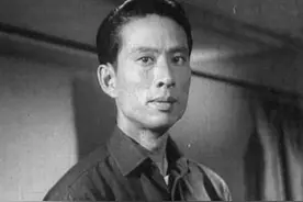 1999年，广州一名老汉读报纸落泪：我的身份终于可以公开了图片