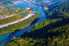 线上购票请注意：都江堰景区发布客流量温馨提示图片
