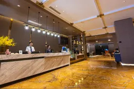 外出住酒店，如果双方不是夫妻关系，一定要遵守这三个规矩图片