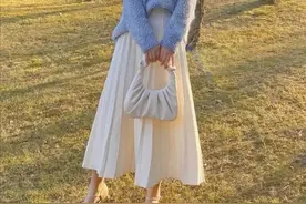 今秋“玛丽珍鞋”又火了！搭裙子也好、裤子也罢，高级精致又好看图片