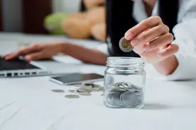 这款年金险，收益近4%，5千起投，很不错图片