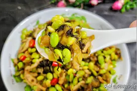 毛豆：看起来不起眼，却是“补钾”高手，简单炒一炒，开胃又下饭图片