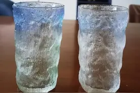 毒玻璃杯危害如此大，白开水秒变“毒水”，家里有的赶快扔掉！图片