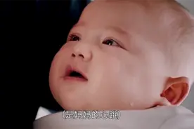 婴幼儿时期宝宝不认人，为何只要妈妈抱？其中的缘由很暖心图片