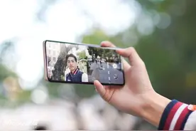 荣耀60 Pro影像评测：不仅有Vlog隔空换镜，更有划时代拍照体验图片