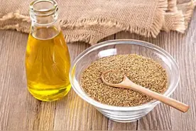 亚麻籽油可以炒菜吗？了解亚麻籽油的正确吃法图片