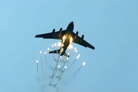 顶着外军雷达照射，继续前进：运20的遭遇，又是“火力不足”？图片