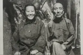 老贫农贪便宜娶懒婆娘，不会做饭爱偷懒，8年后才知身份不简单图片