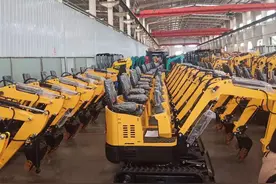 履带式迷你小挖机的保养误区，你知道多少？图片