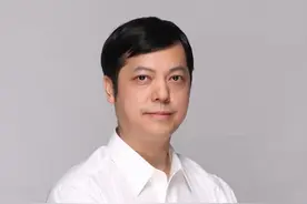 对话高管 畅谈服务｜河北省农村信用社联合社党委书记、理事长徐翀专访：奋笔写优河北农信高质量发展新答卷图片