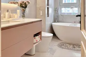 卫生间里细节多，为防止翻车要提前考虑周全，否则哭晕在马桶旁图片