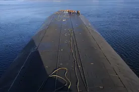 图说台风级潜艇（下）图片