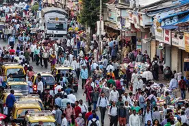 又是印度？为什么宁可“露天解决”也不修建厕所，上厕所不用纸？图片