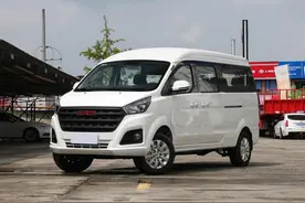 6-7万就能买到2.0L的MPV？而且还是9座版，敢不敢开？图片