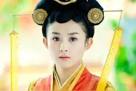 赵丽颖被前经纪人狂爆猛料！人品差、脑袋没东西、火了就膨胀图片