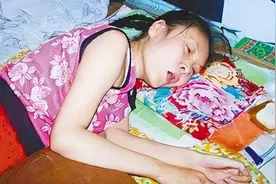 河北35岁巨婴吴桂英：装瘫卧床让家人照顾20年，监控戳穿多年骗局图片