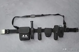 警察的“十大件儿”都是哪些装备图片