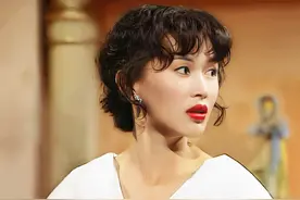 陈秀雯：曾是“亚视一姐”，却被老公骗光家产，如今61岁落寞街头图片