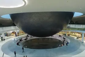 踏迹寻音：感受上海天文馆宇宙尽头的浪漫图片