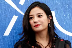 赵薇从人人喜爱的小燕子到受人唾弃，她的行为真的严重到被封杀吗图片