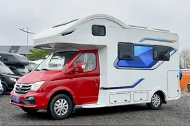 26万元买来的二手房车并非宣传的“原版原漆”，女子要求退车遭拒，律师：特殊约定写进合同可避免类似纠纷图片