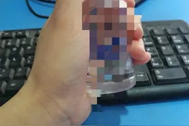 手机屏幕脏了，不要胡乱擦，学会这2个方法，屏幕干净如新图片