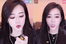 美女主播直播抽烟挑衅，喊话赶紧“扣我分”，直言满分不太适应图片