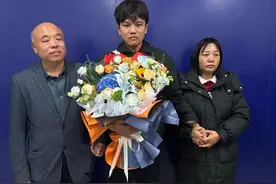 后续！解克锋真实身家被曝，哥哥回应分家产，女友真容曝光颜值高图片