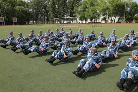 有趣又有效 快来看海空雄鹰军事体育训练图片