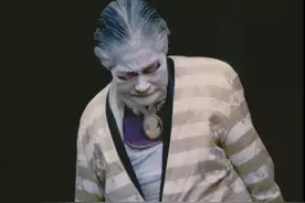 2005年横滨玛丽去世：站街60年拉客无数，只为一句无法兑现的诺言图片