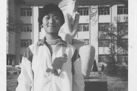 独生女曹茜：父母送她出国留学，她却21年不回家，到底是为什么？图片