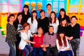 还记得11个姐姐凑32万给弟弟买房的事吗？后续怎么样了？图片